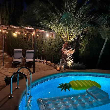 招待所 Casa Vista 4*